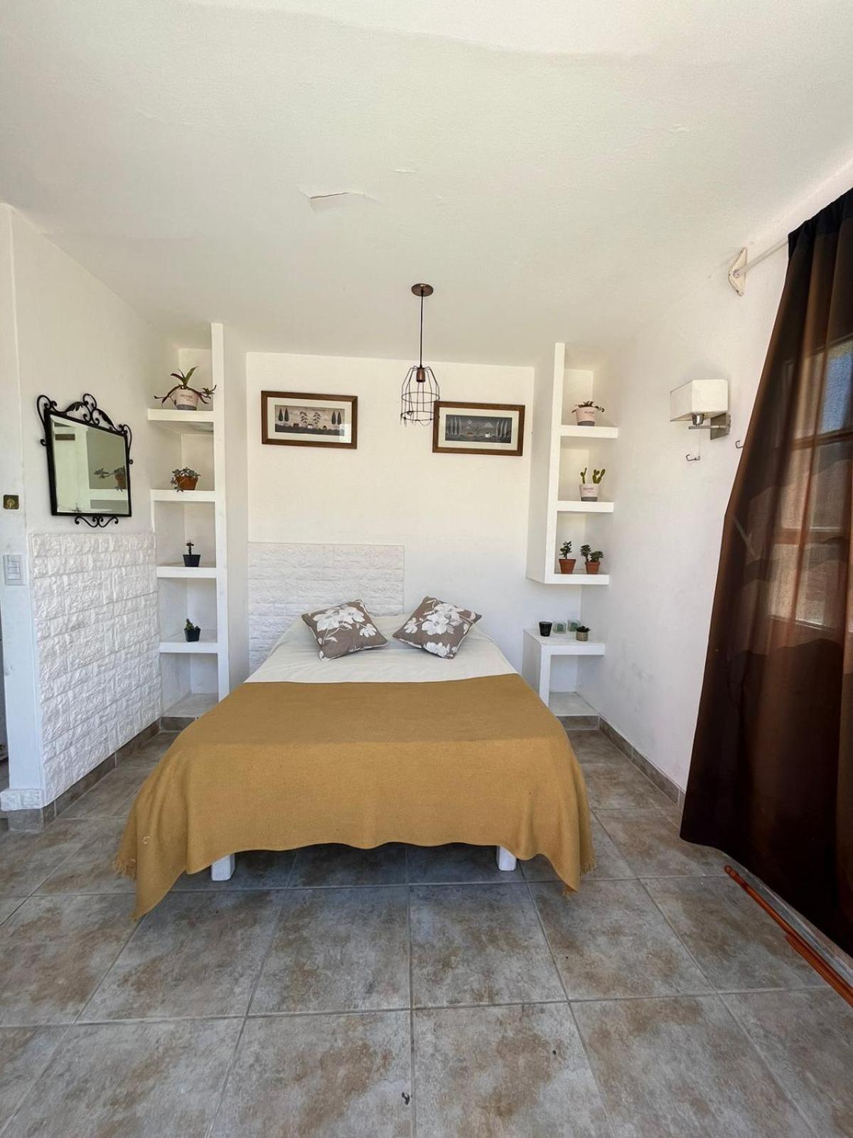 Hostal La Casita *